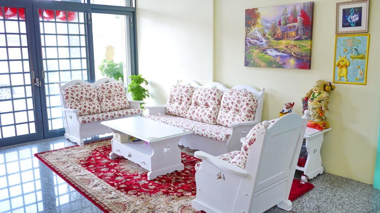 Loyofun Bed & Breakfast Donggang Exterior photo